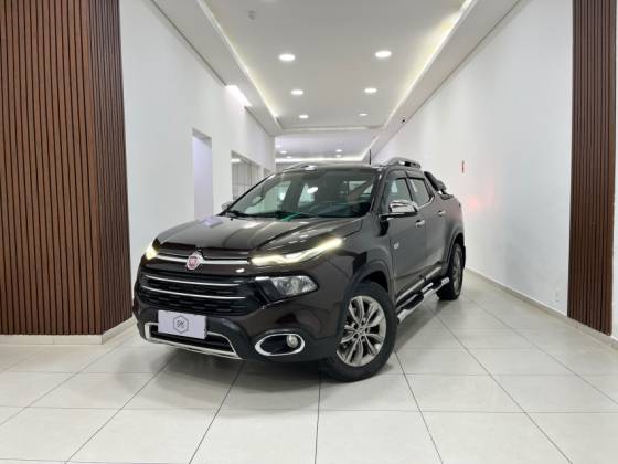 FIAT TORO 2.0 16V TURBO DIESEL RANCH 4WD AT9
